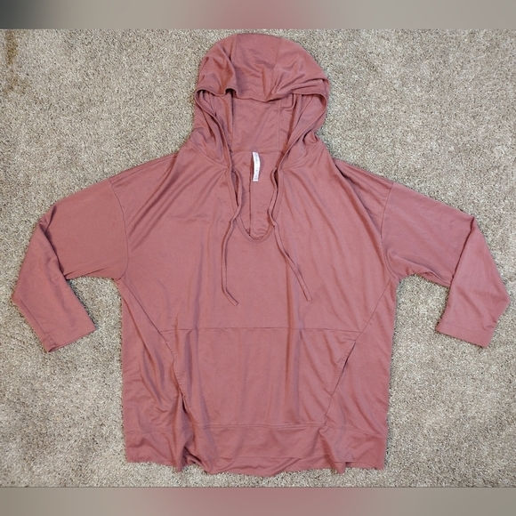 Fabletics Tops - Fabletics Mauve Oversized Hooded Pullover 1X